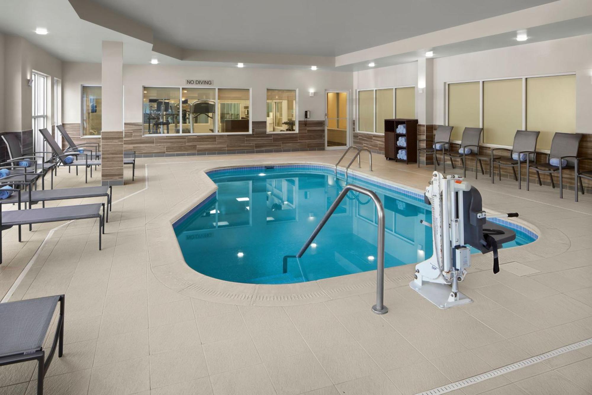Fairfield Inn & Suites Columbus Osu Exterior photo